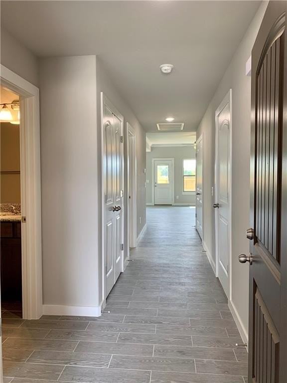 443 Rama St - Photo 3 of 20