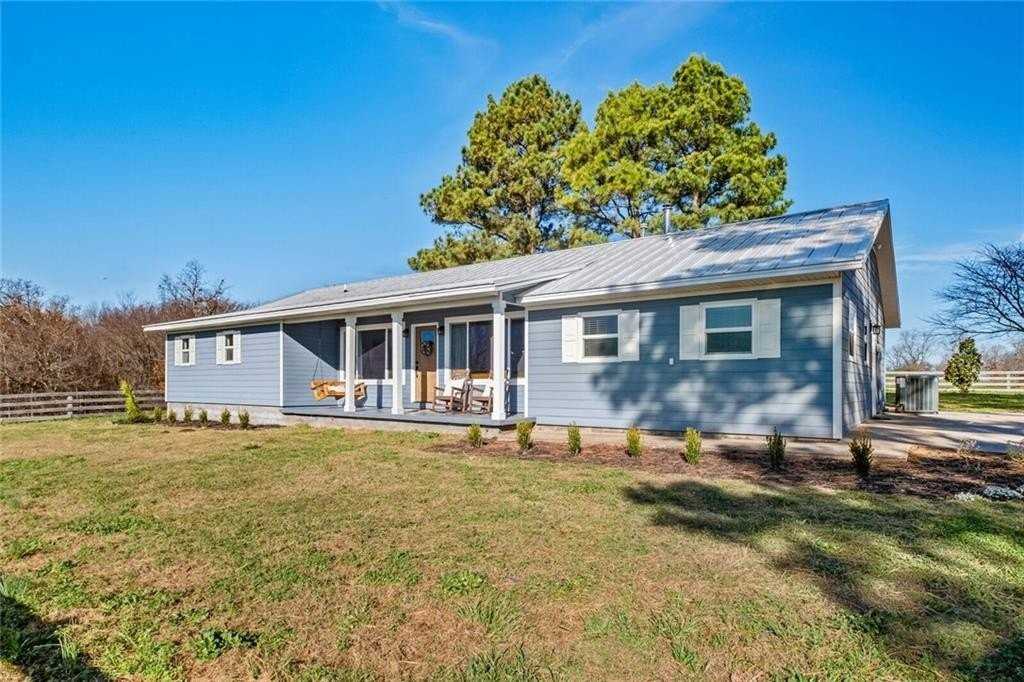 15564 Prairie View Rd - Photo 4 of 35