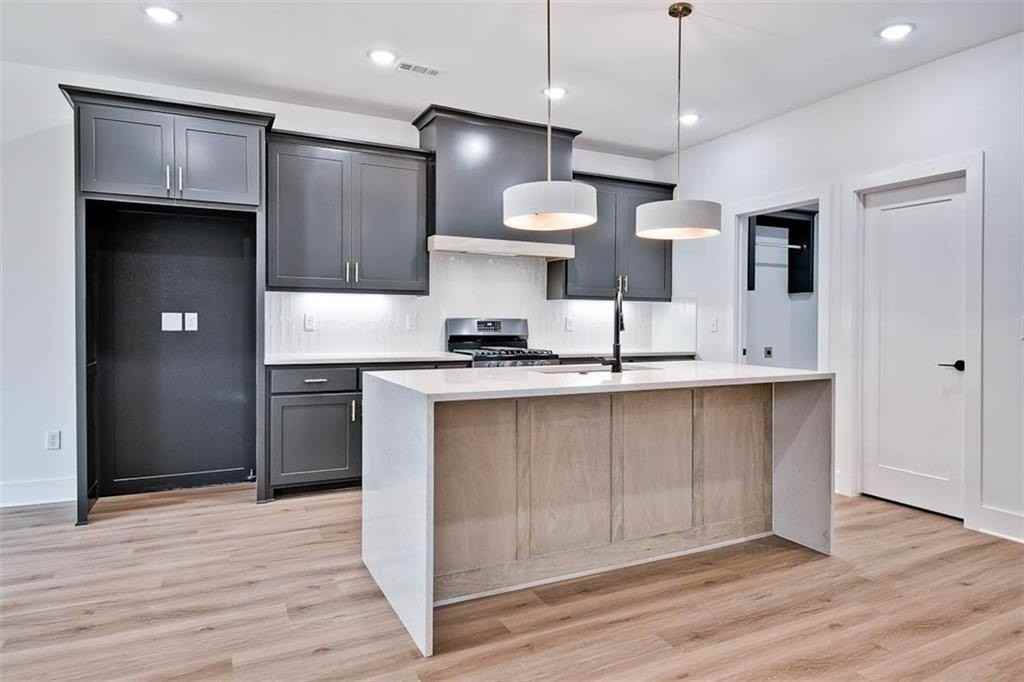 1 Hemel Ln - Photo 7 of 18