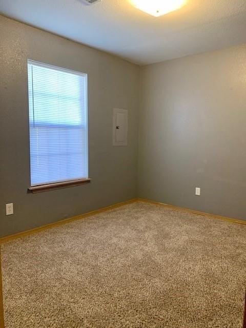 2324 Harry St - Photo 6 of 10