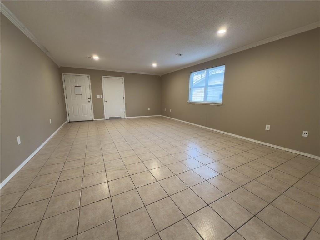 804 N 30th St - Photo 2 of 10