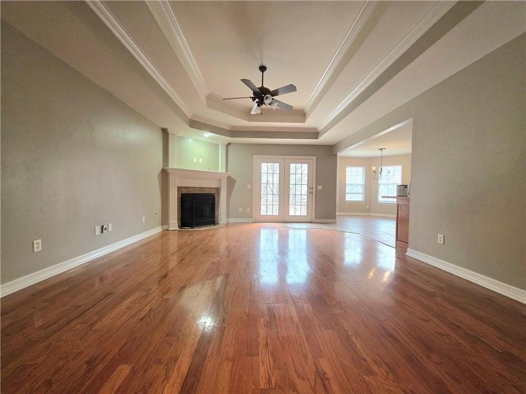 4401 Summerfield Cir - Photo 3 of 18