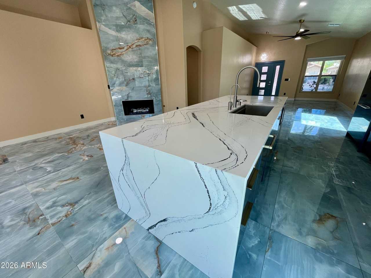 8709 E Gail Rd - Photo 2 of 19