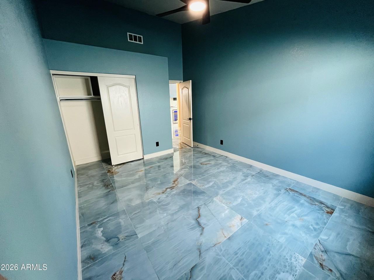 8709 E Gail Rd - Photo 7 of 19