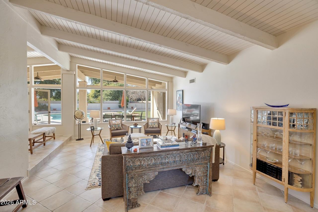 7441 E Century Dr - Photo 6 of 46