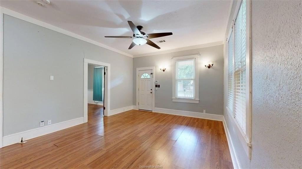 307 Brogdon St - Photo 4 of 29