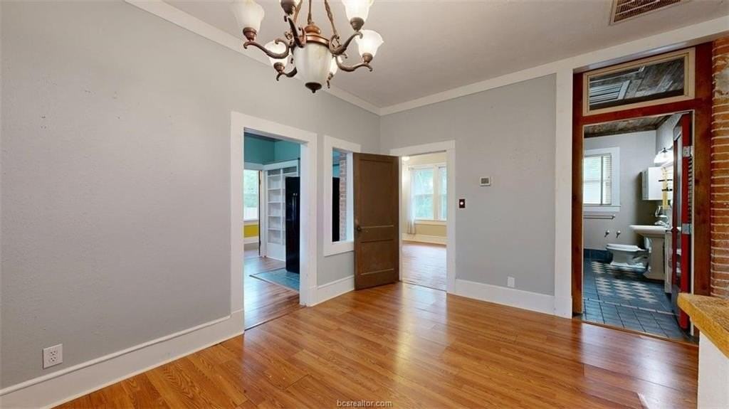 307 Brogdon St - Photo 7 of 29