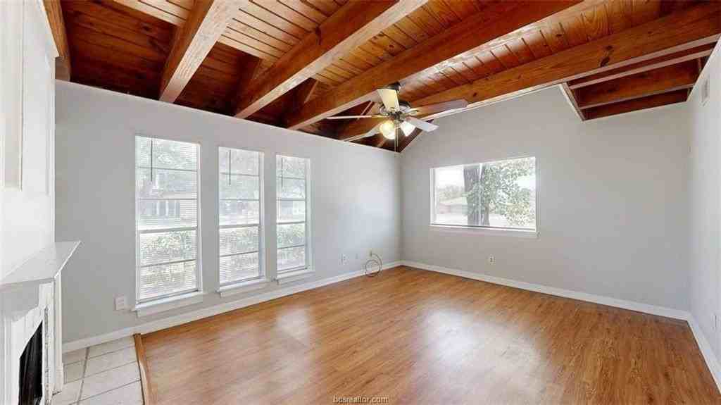 2312 Auburn Ct - Photo 5 of 23