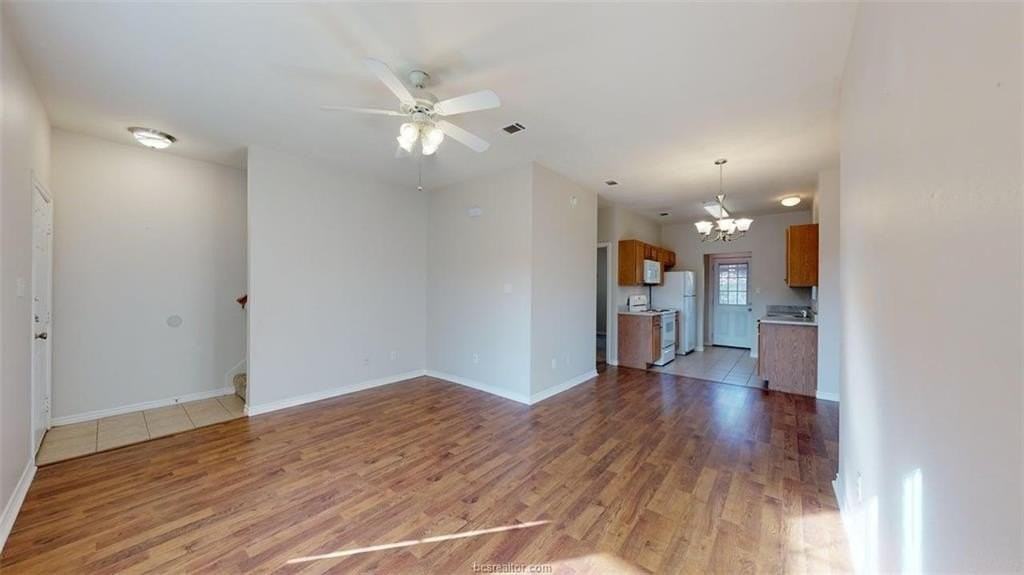 1500 Maglothin Ct - Photo 2 of 36