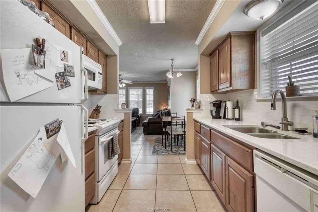 2327 Autumn Chase Loop - Photo 7 of 12