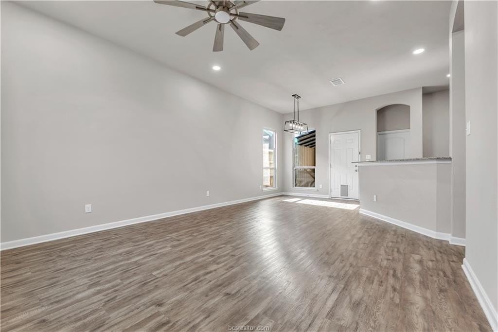 242 Fieldstone Pl - Photo 3 of 27