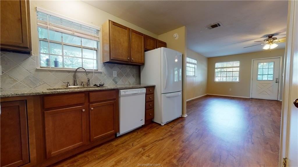 709 Swiss Ct - Photo 6 of 22