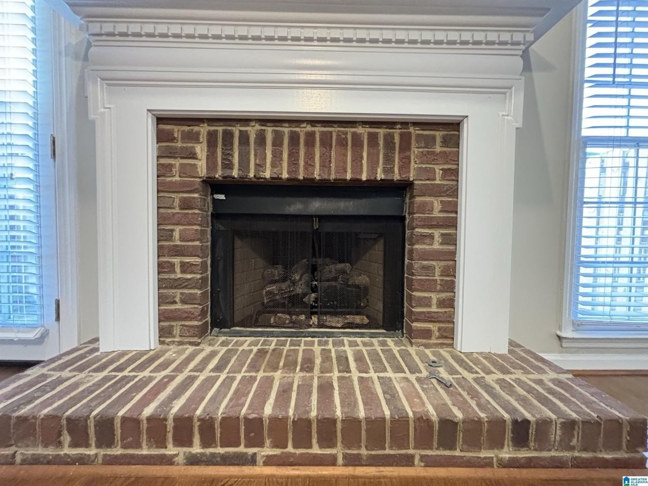 241 Meadow Croft Cir - Photo 5 of 16