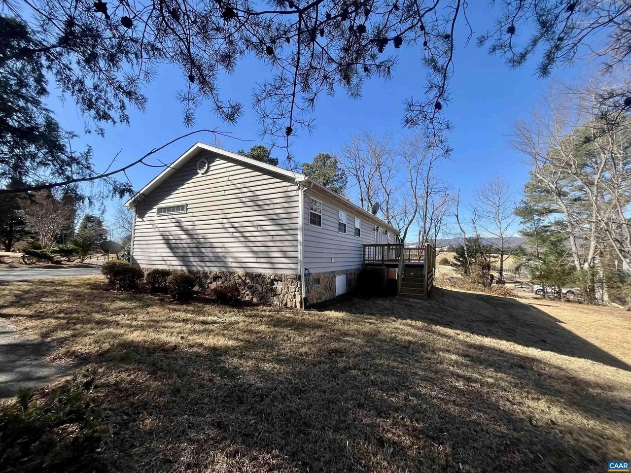 4678 Garth Rd - Photo 6 of 21