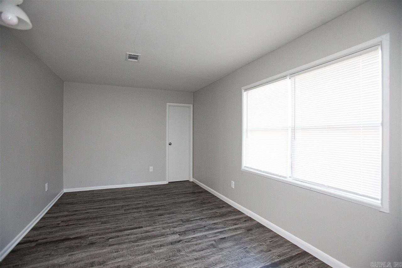 2023 Rice St - Photo 6 of 13