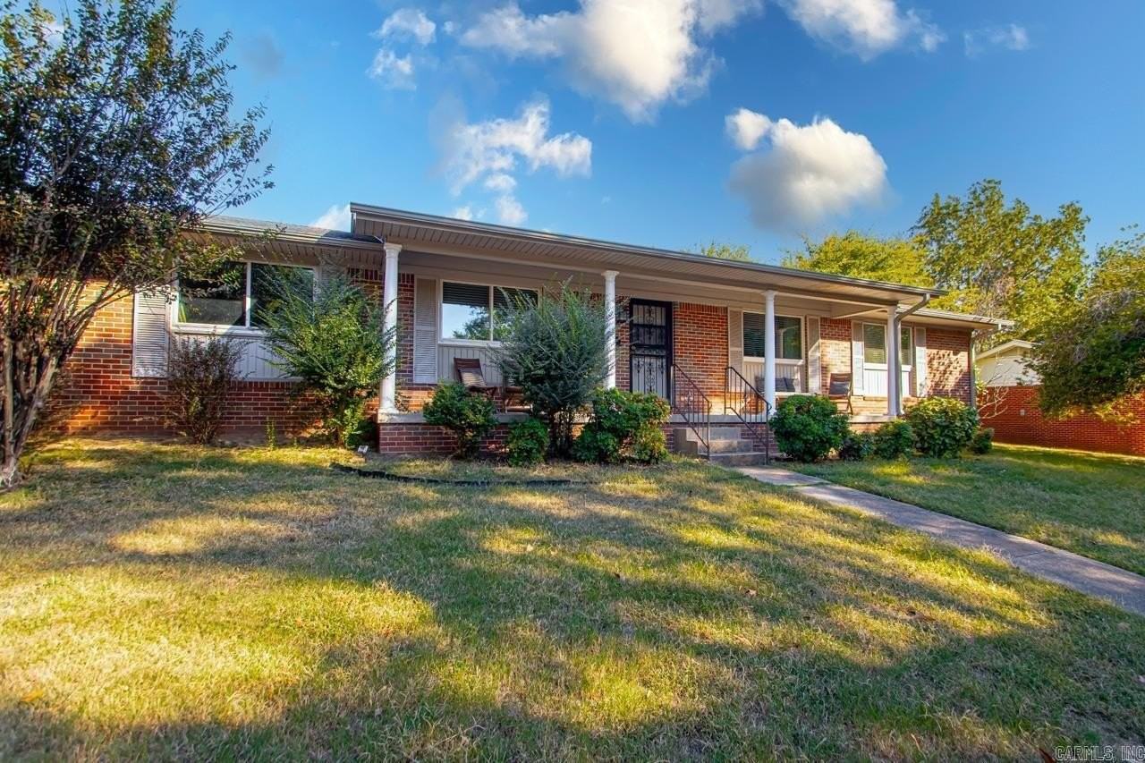 7001 Bluebird Dr - Photo 3 of 38