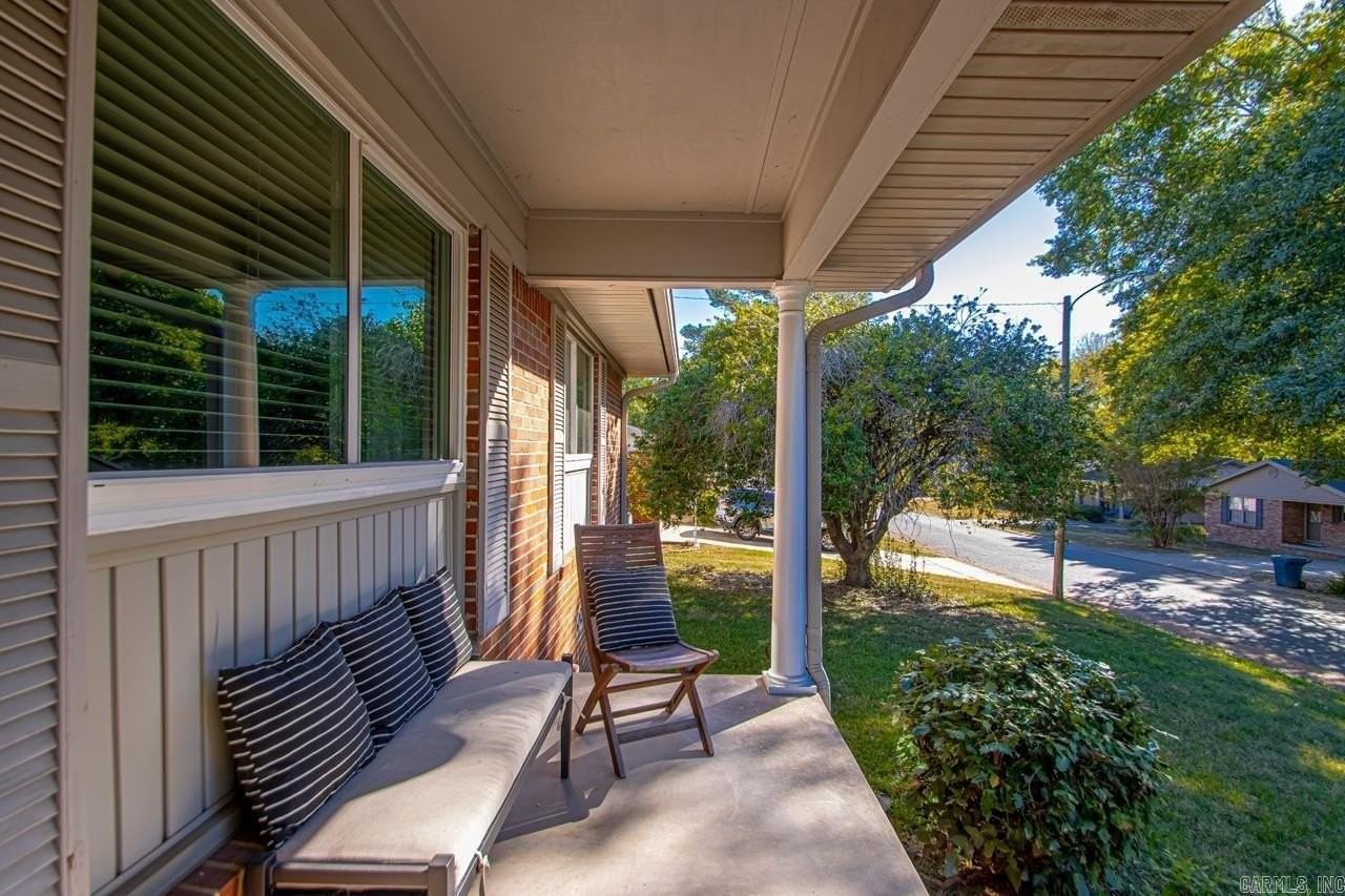 7001 Bluebird Dr - Photo 5 of 38