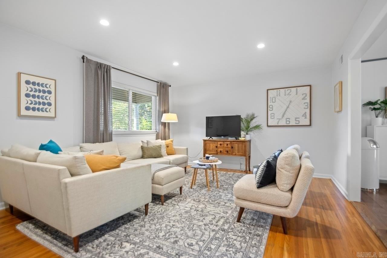 7001 Bluebird Dr - Photo 6 of 38