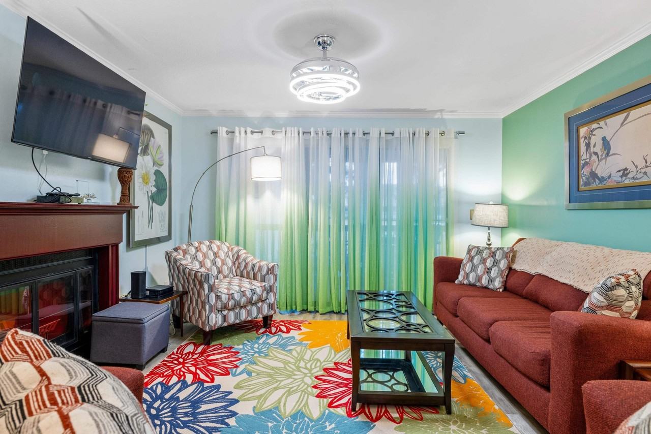 3015 Old Bryan Dr - Photo 4 of 32