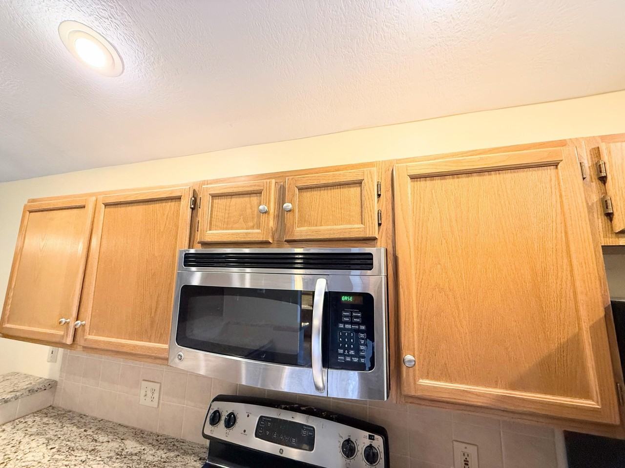 1229 Rivercrest Dr Unit D #D - Photo 5 of 19