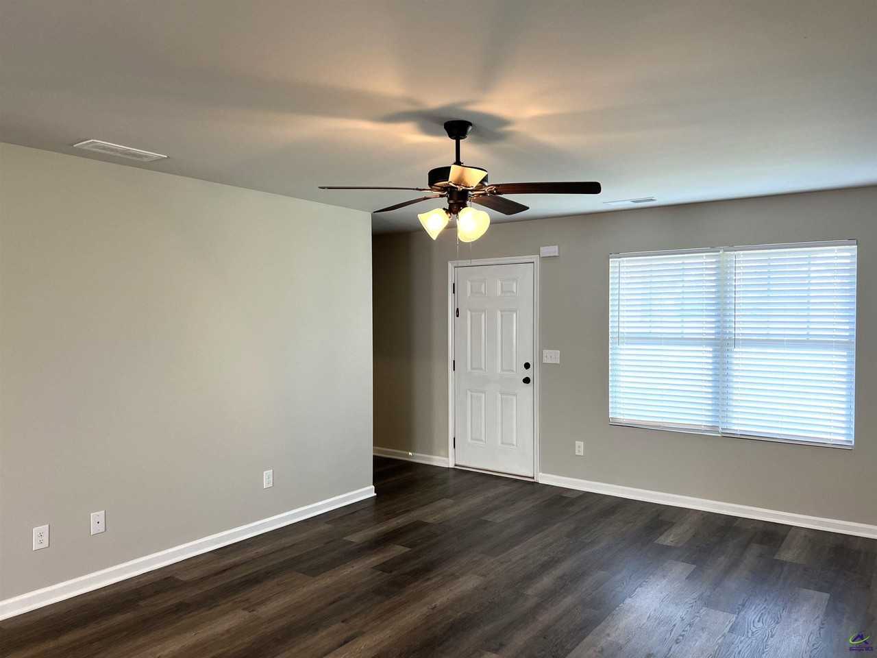 147 Goodall Woods Dr - Photo 3 of 31