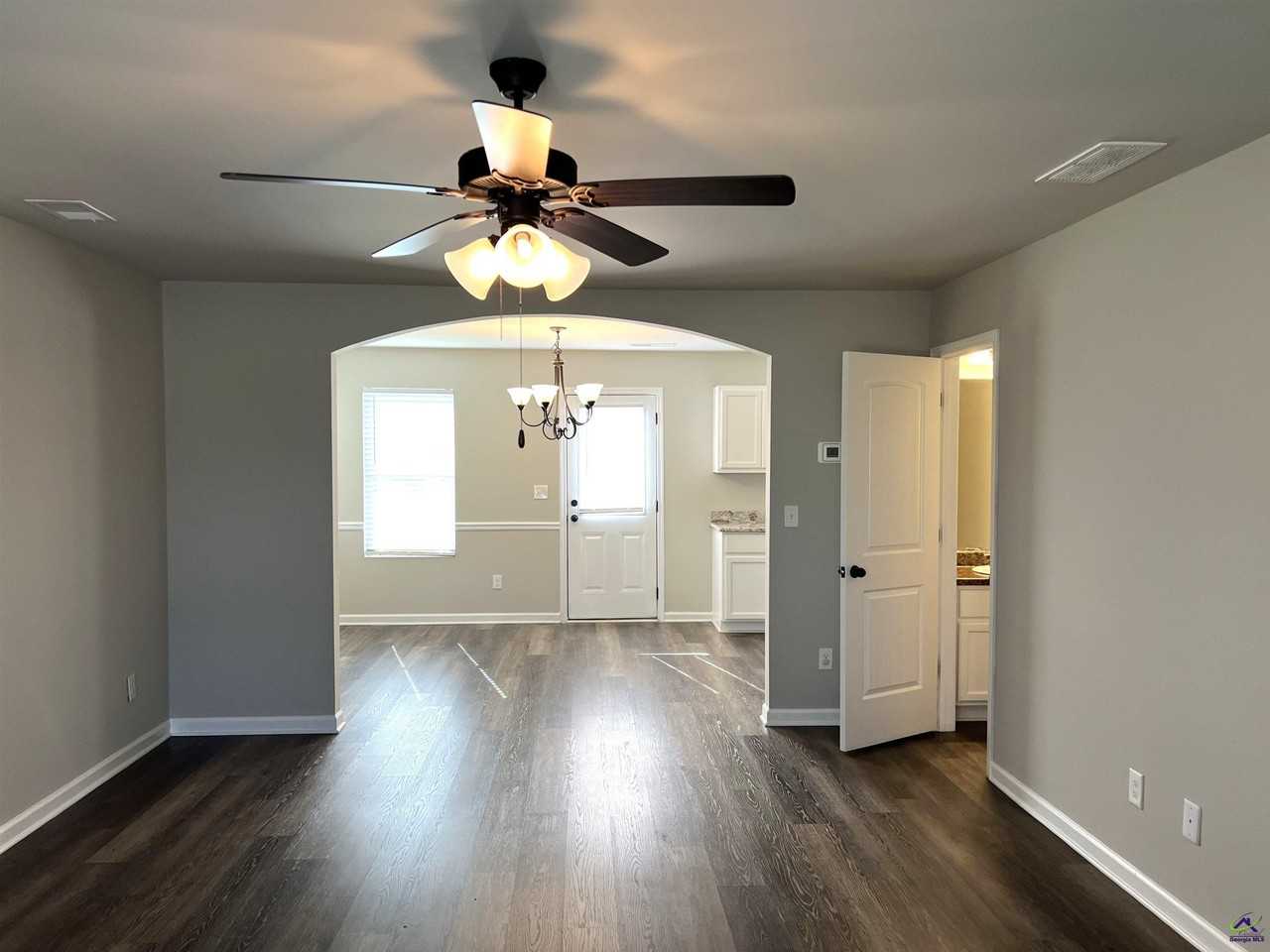 147 Goodall Woods Dr - Photo 5 of 31