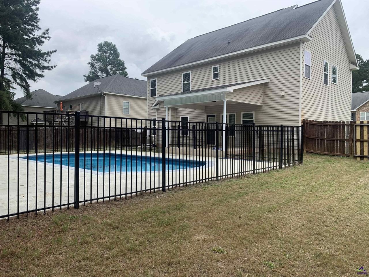 136 Forestbrooke Way - Photo 2 of 36