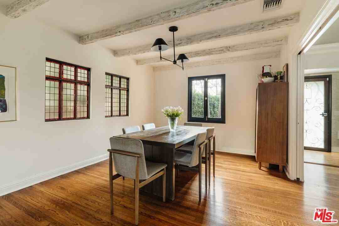 428 N Harper Ave - Photo 4 of 19