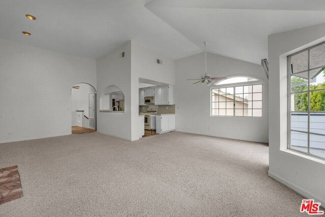 2677 Centinela Ave Unit 308 #308 - Photo 3 of 26