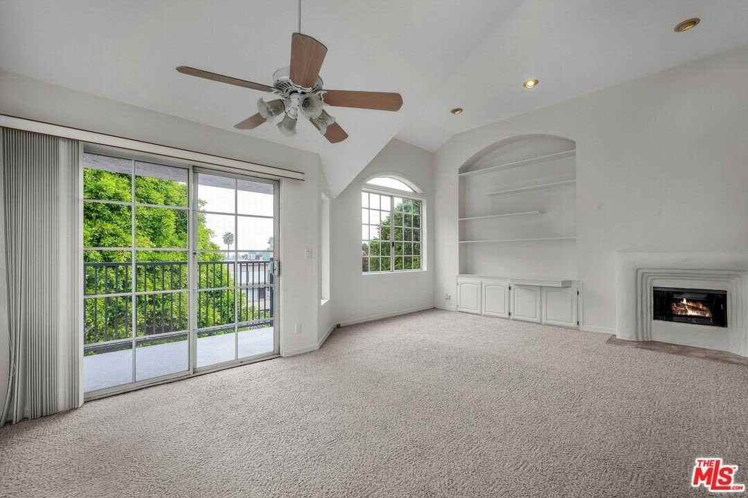 2677 Centinela Ave Unit 308 #308 - Photo 5 of 26