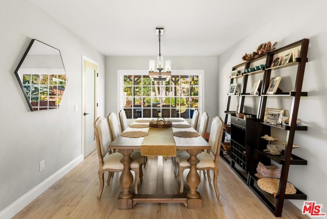 28667 Acacia Glen St - Photo 5 of 26