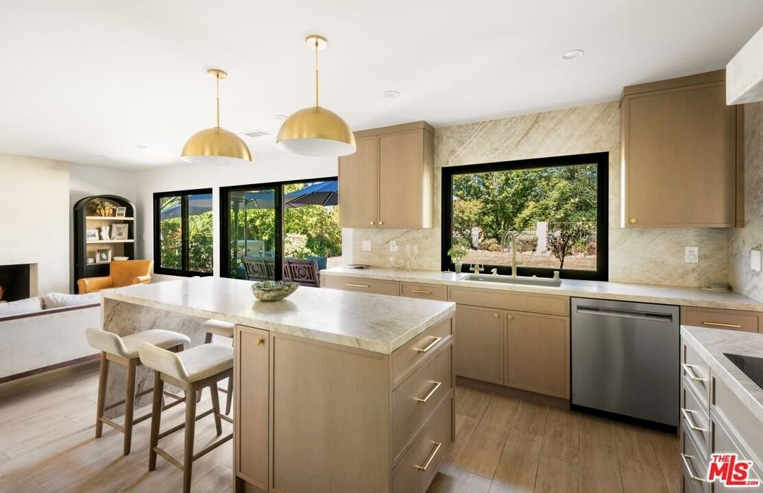 28667 Acacia Glen St - Photo 7 of 26