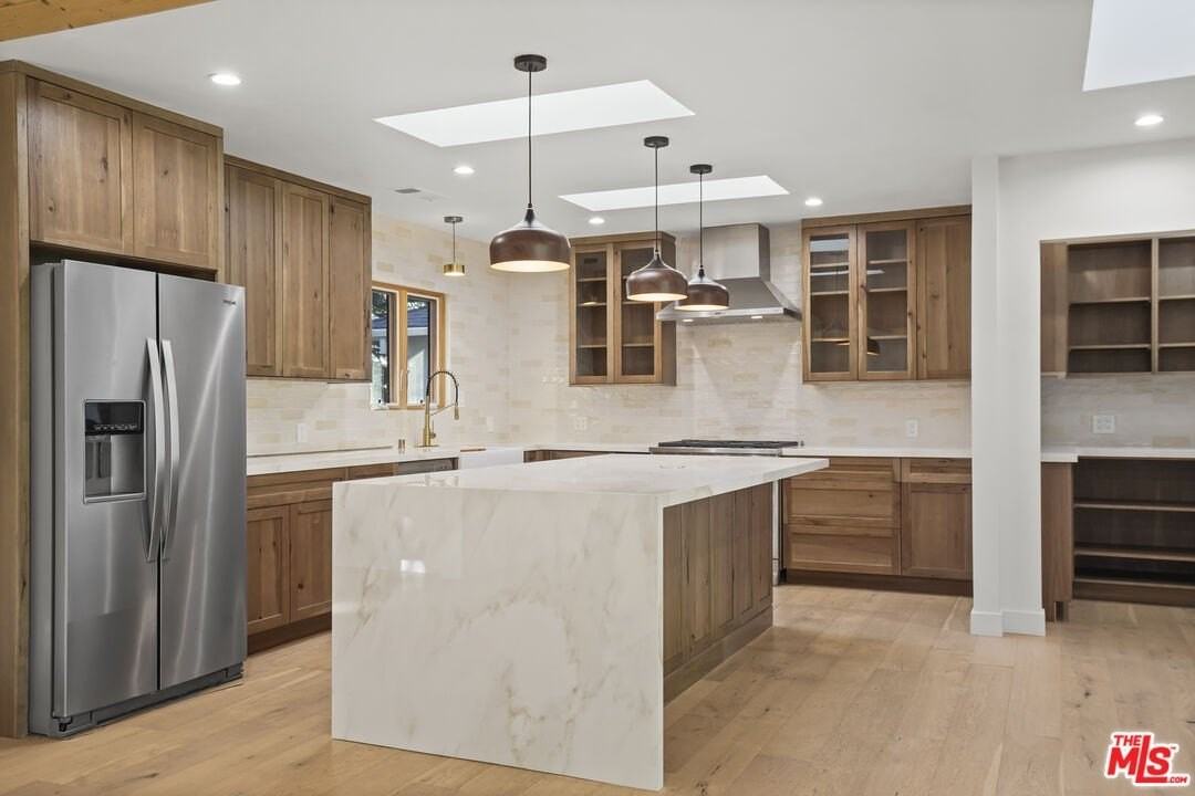 3604 Stewart Ave - Photo 2 of 26