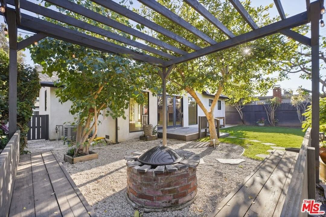 3604 Stewart Ave - Photo 6 of 26