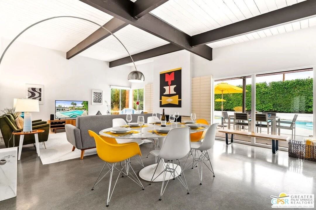 400 E Glen Cir S - Photo 3 of 50