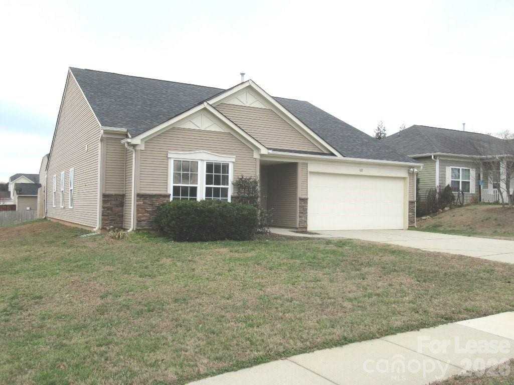 122 Anastasia Ln - Photo 3 of 28