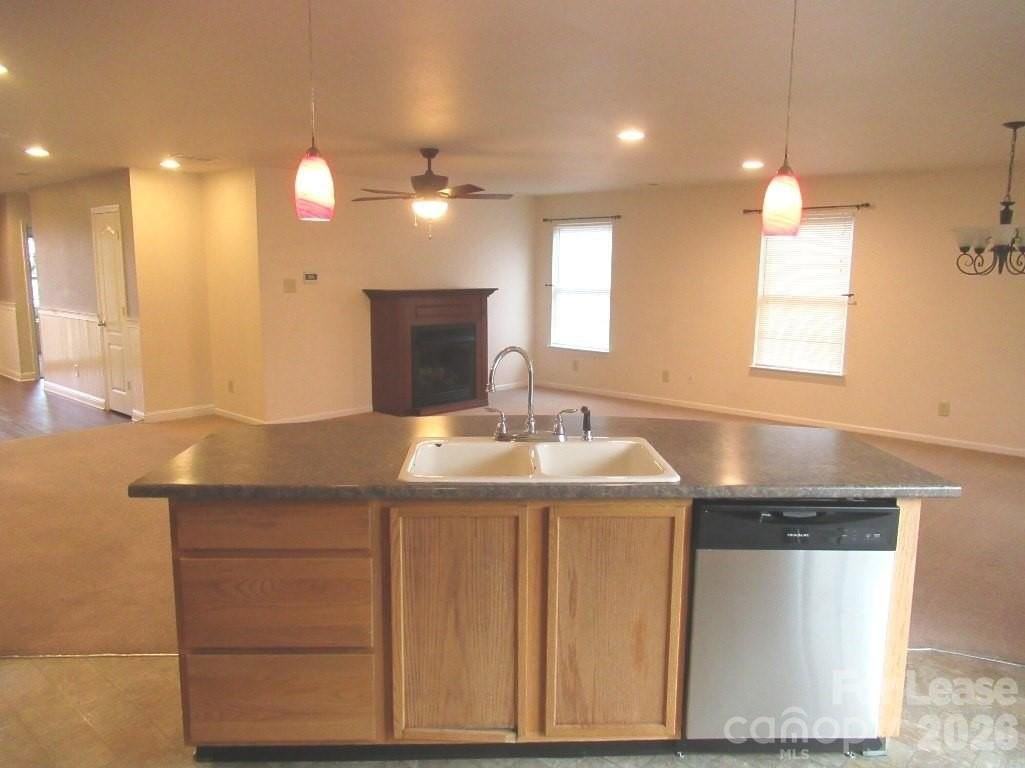 122 Anastasia Ln - Photo 6 of 28