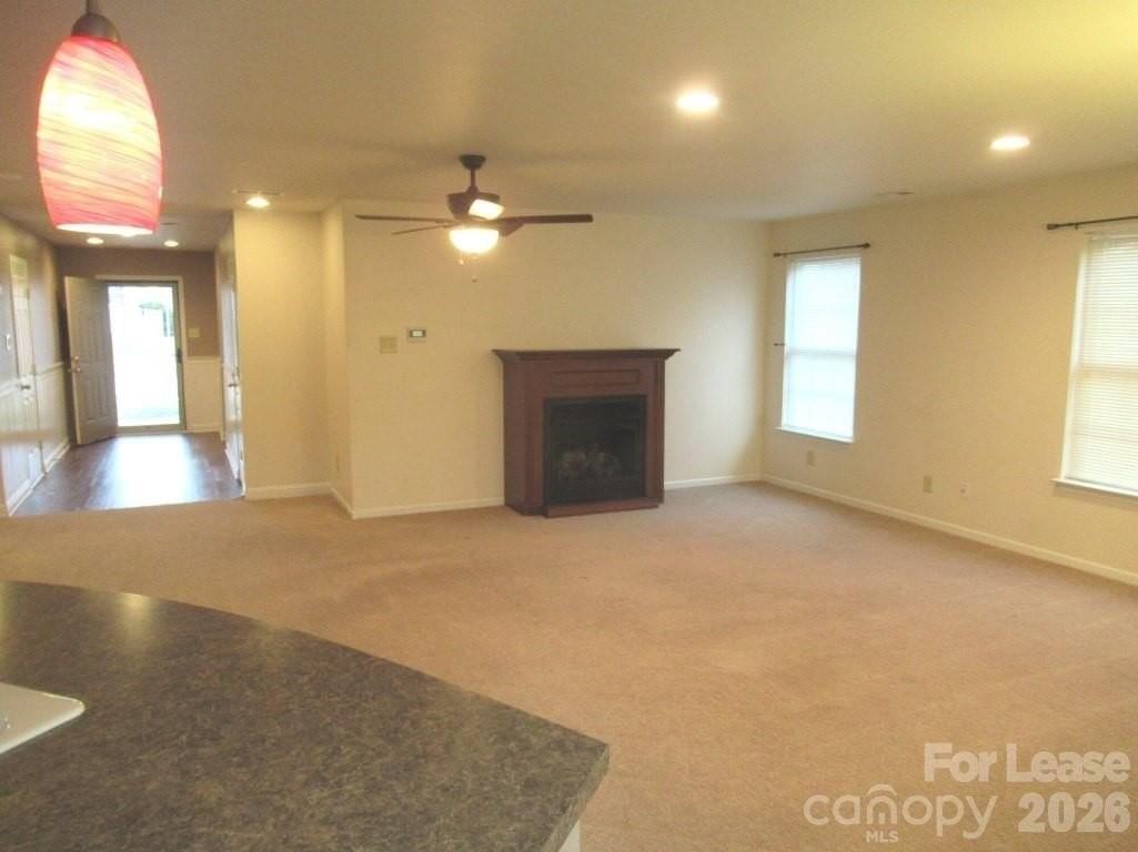 122 Anastasia Ln - Photo 7 of 28