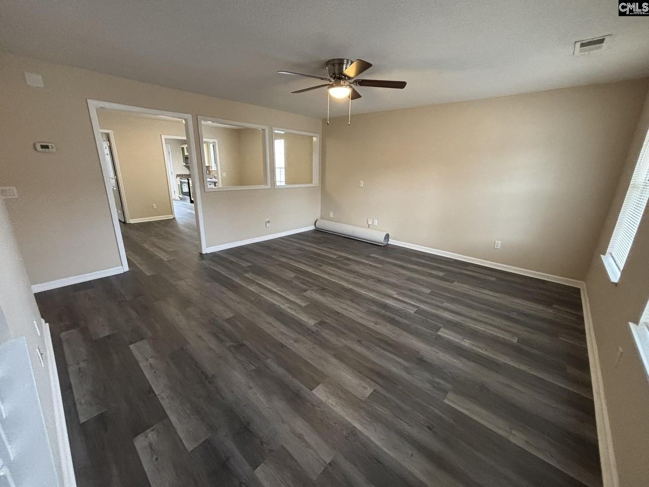 107 Chapelwood Dr - Photo 2 of 32