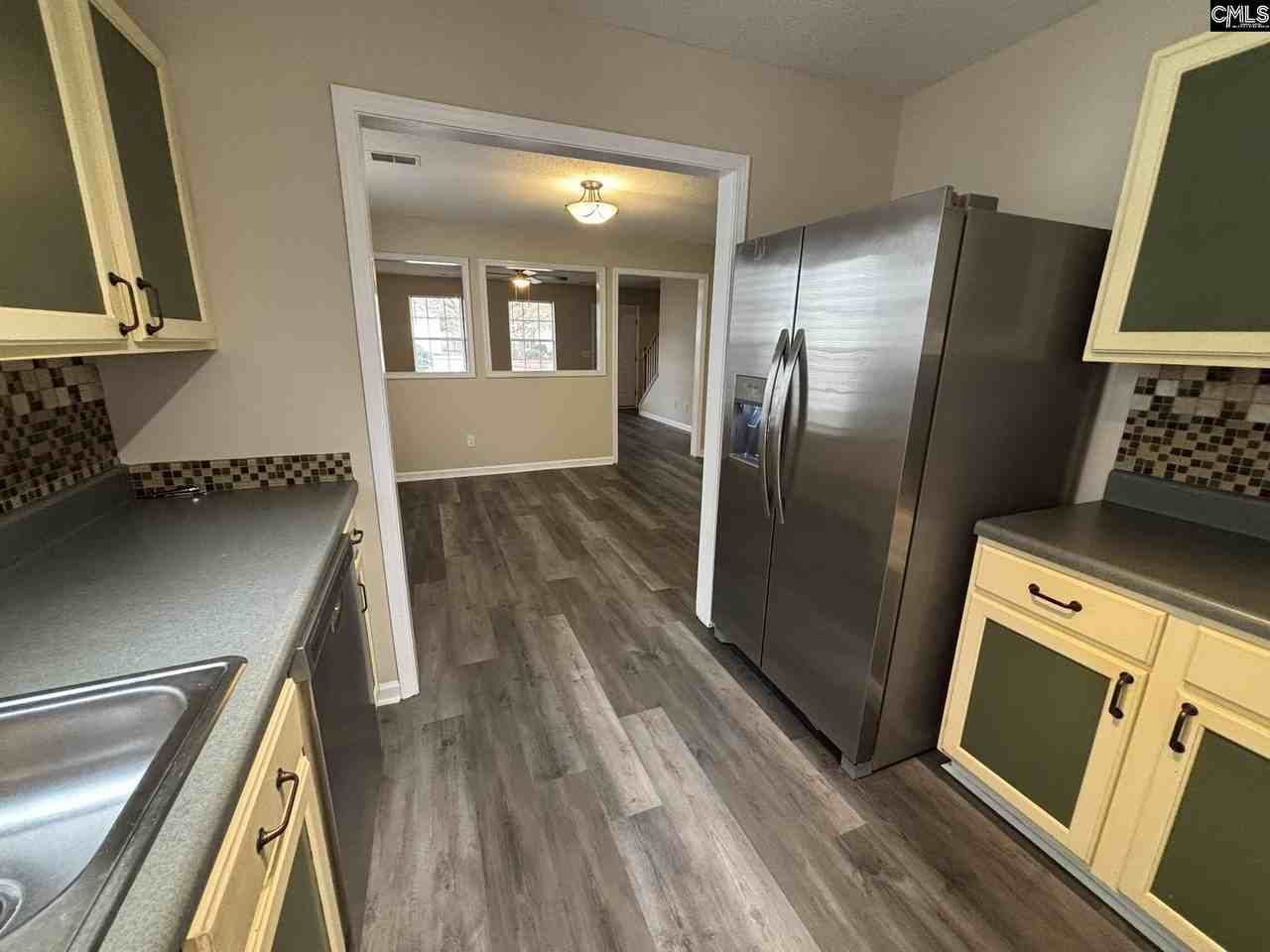 107 Chapelwood Dr - Photo 7 of 32