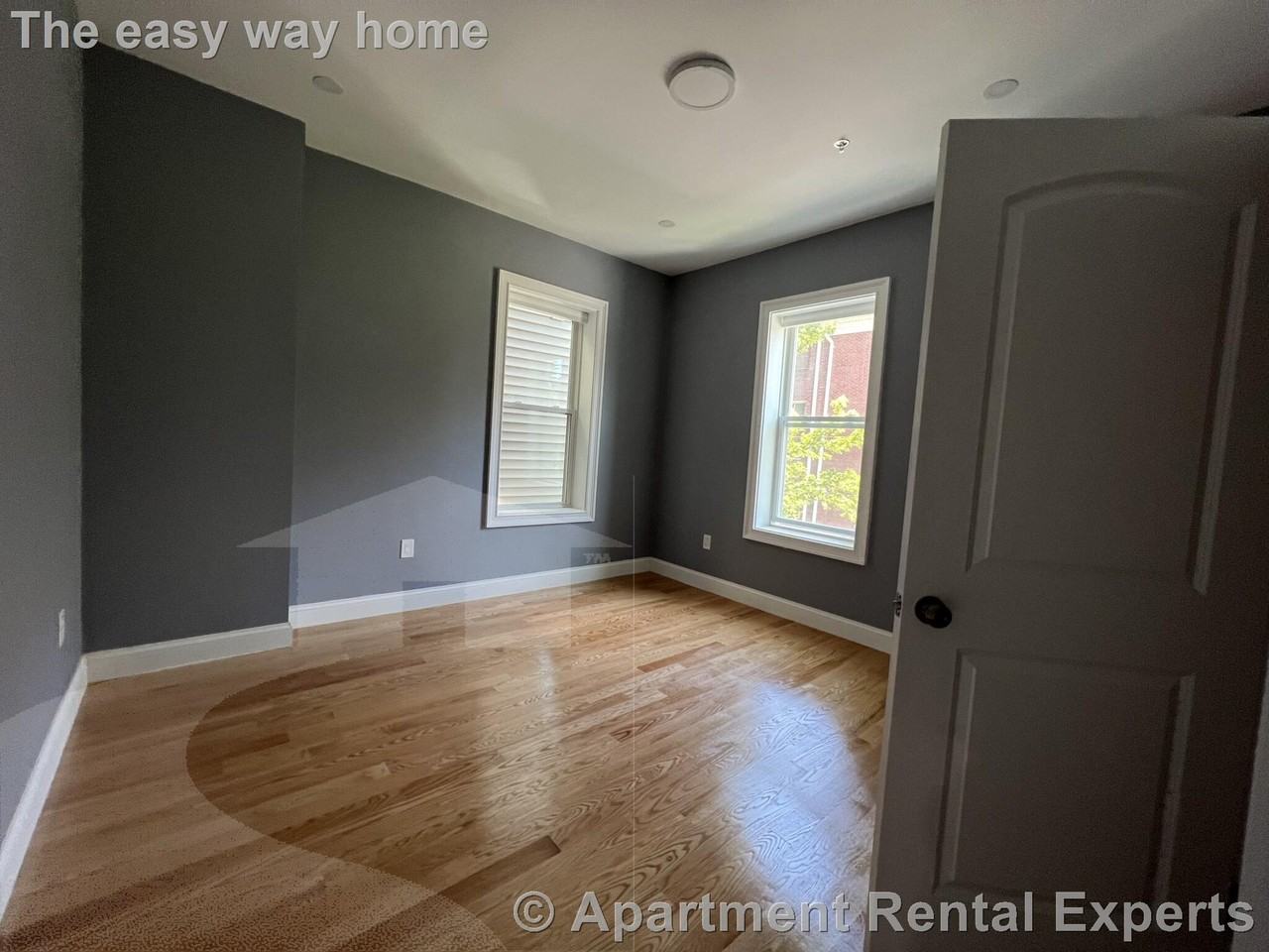 339 Cambridge St #2 - Photo 5 of 10