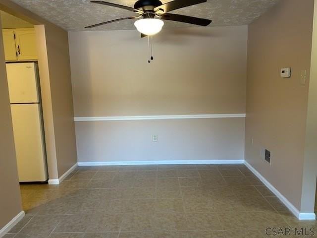 545 Goucher St - Photo 4 of 8