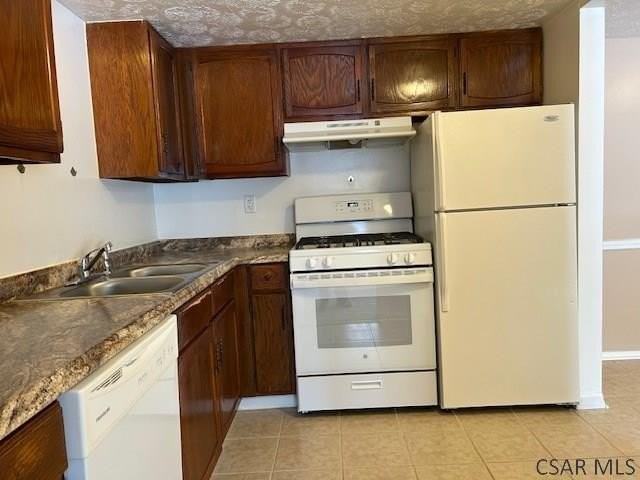 545 Goucher St - Photo 3 of 8