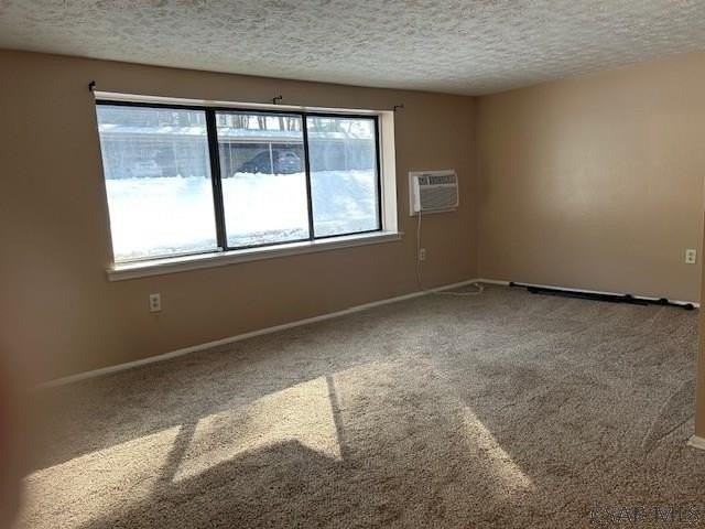 545 Goucher St - Photo 5 of 8