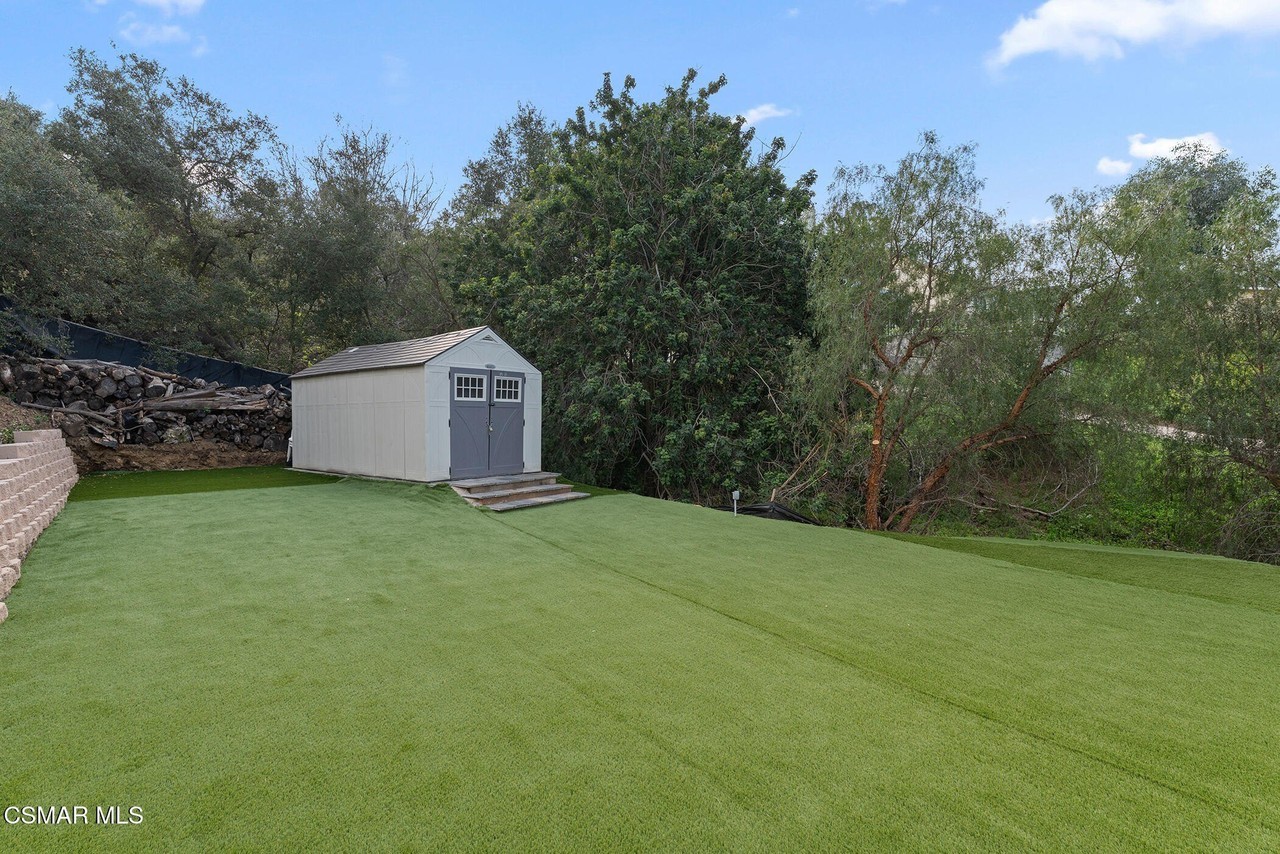 265 Mcknight Rd - Photo 4 of 31