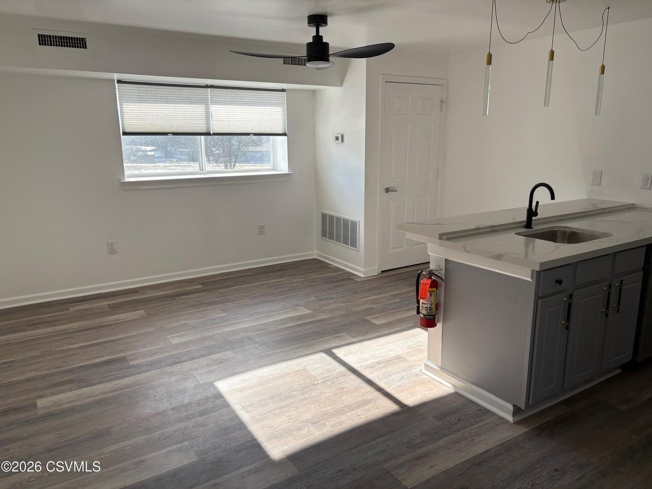 150 N Main St - Photo 2 of 8