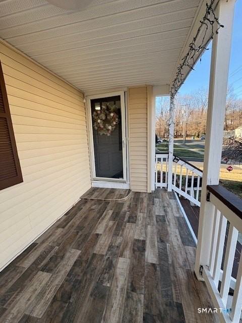 21 Roosevelt St - Photo 2 of 11