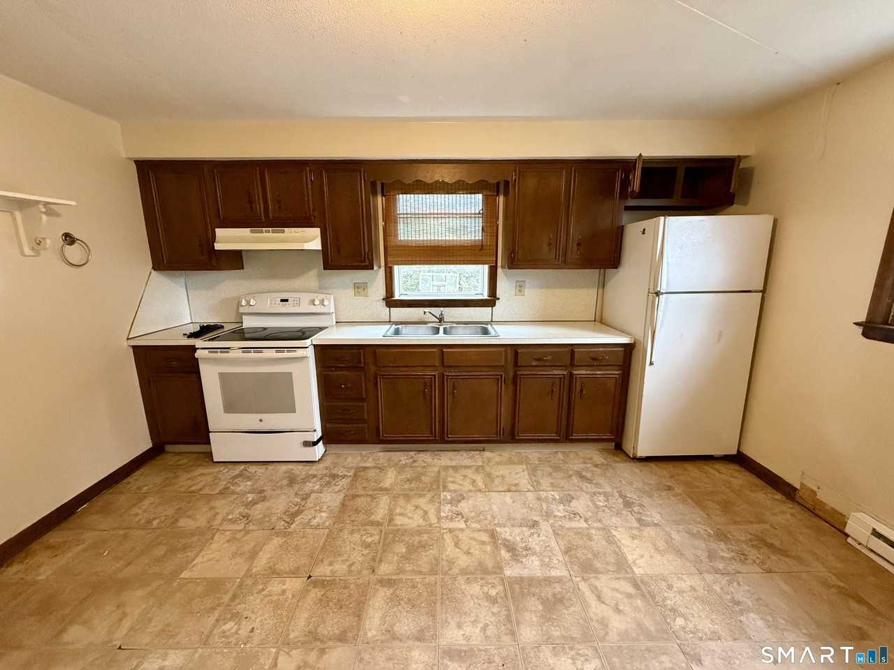 400 Divinity St - Photo 6 of 19