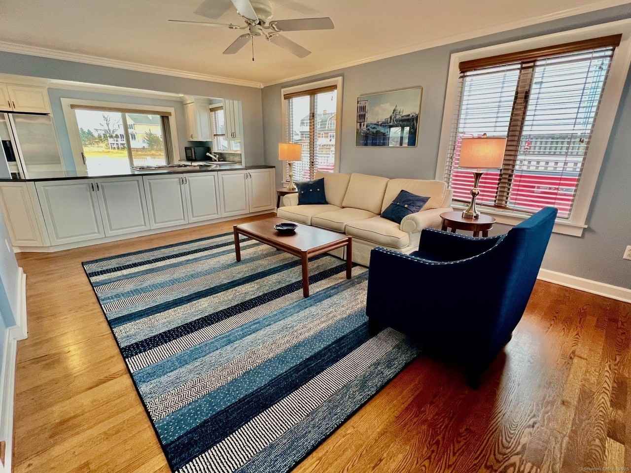 23 Linden Ln - Photo 4 of 30