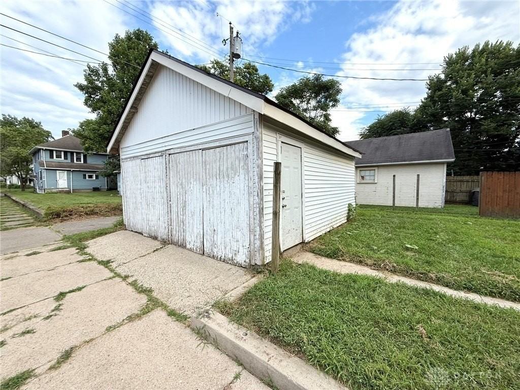 725 Charles St #725 - Photo 2 of 16